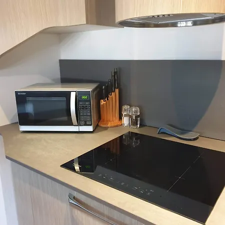 Yuki 山林小屋 *